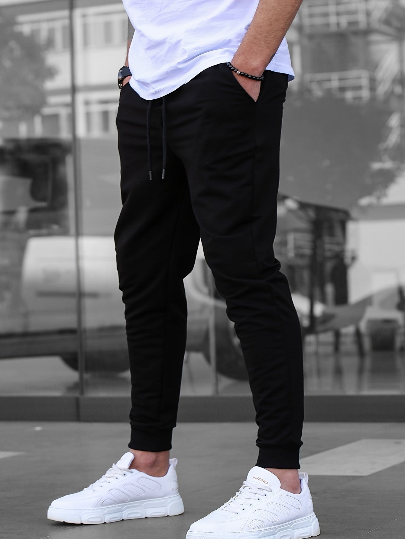 MULTI-POCKET JOGGER TROUSERS FOR MEN