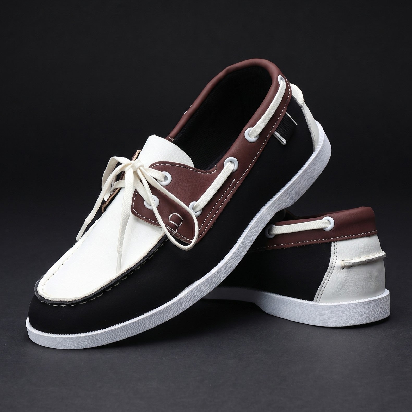 CLASSIC BOAT SHOES FOR MEN