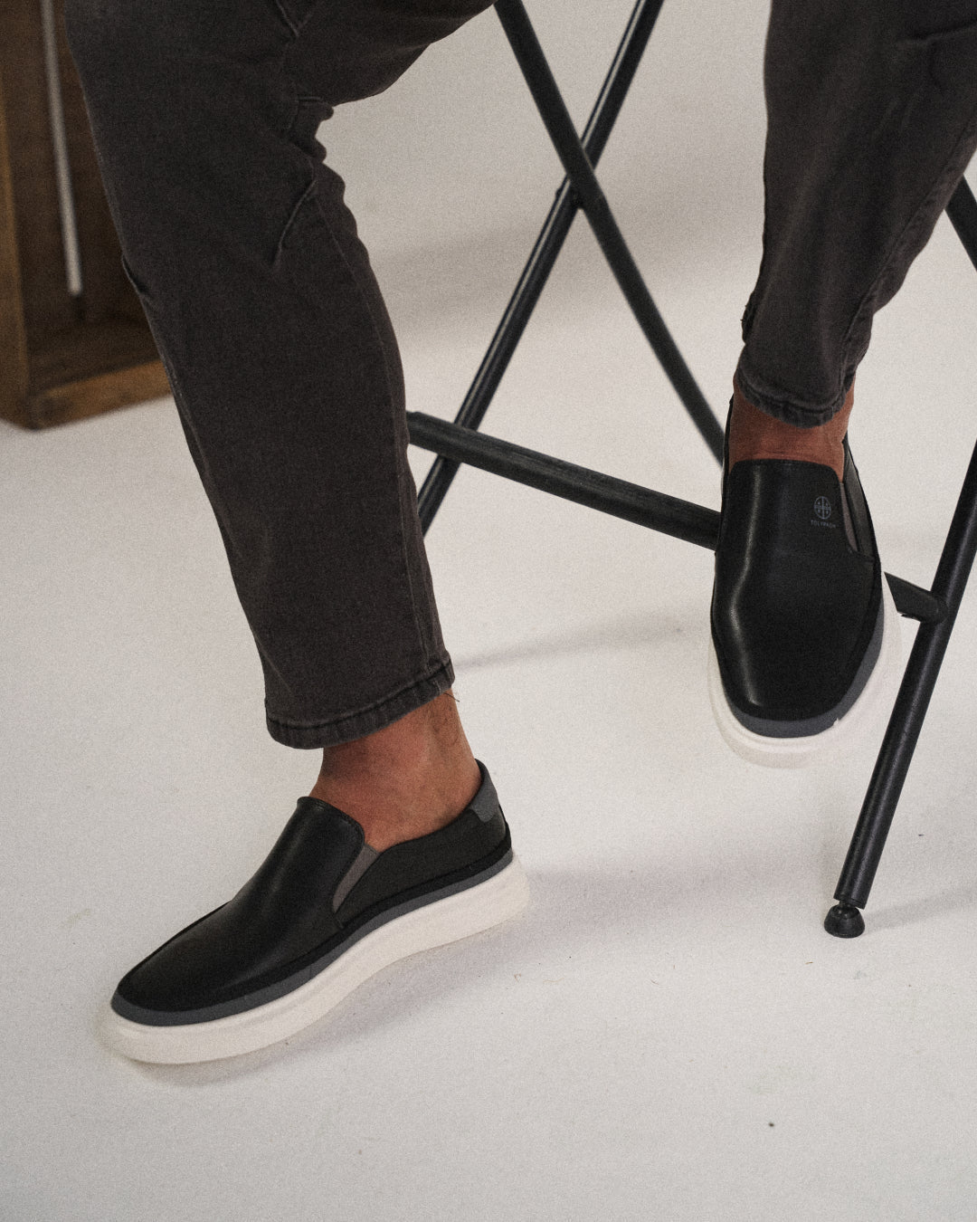 MODERN SLIP-ON SHOES FOR MEN