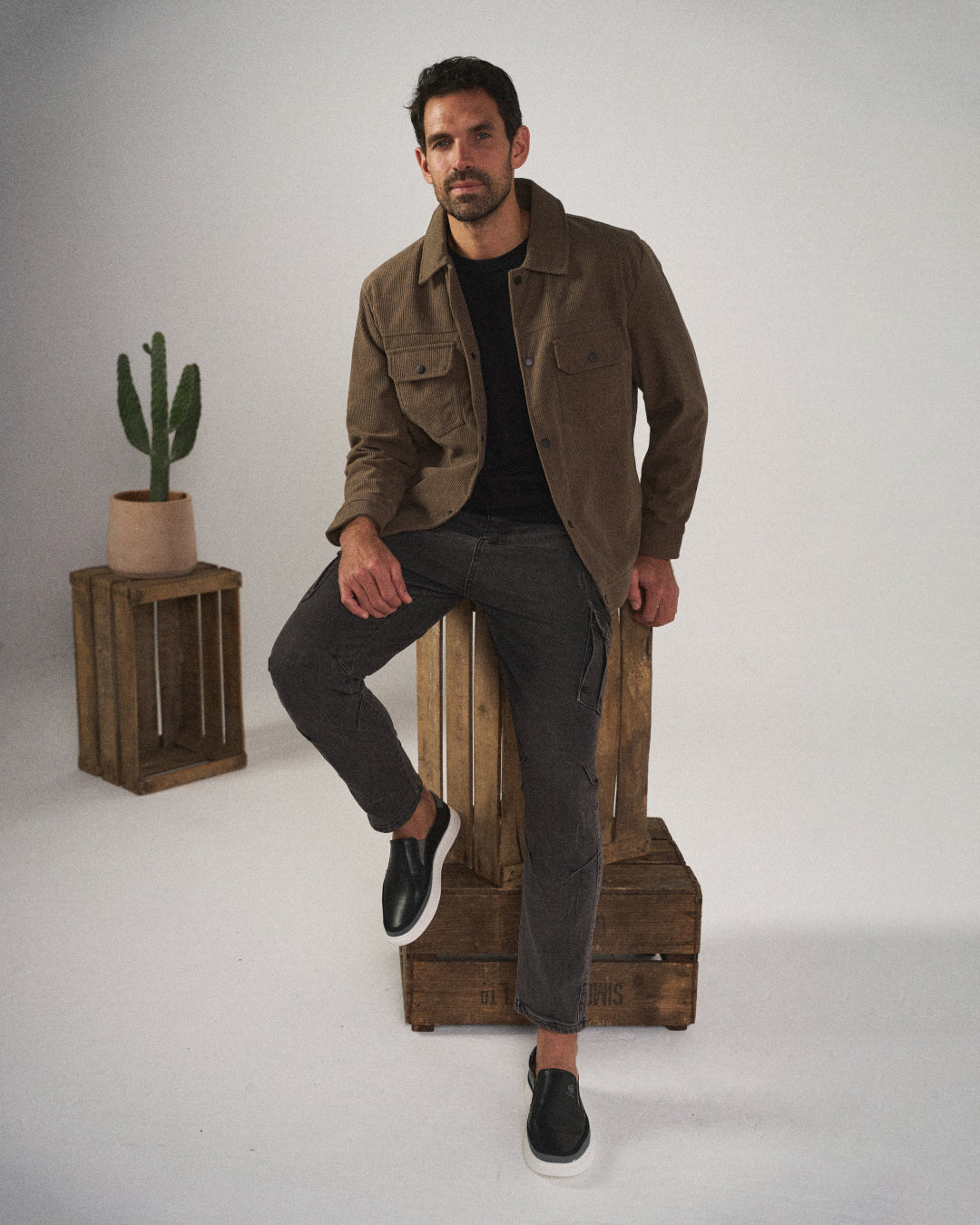 MODERN SLIP-ON SHOES FOR MEN