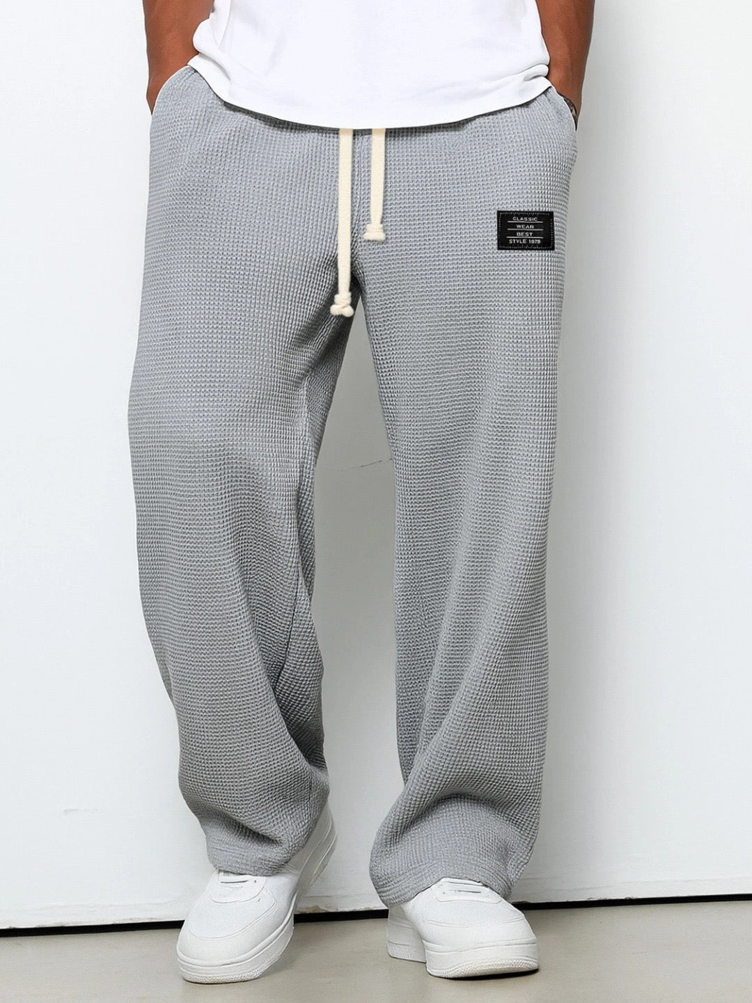 CLASSIC TROUSERS FOR MEN