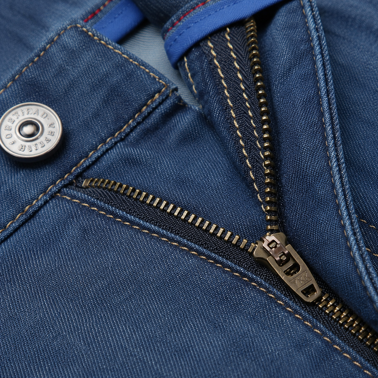 STRAIGHT LEG JEANS FOR MEN