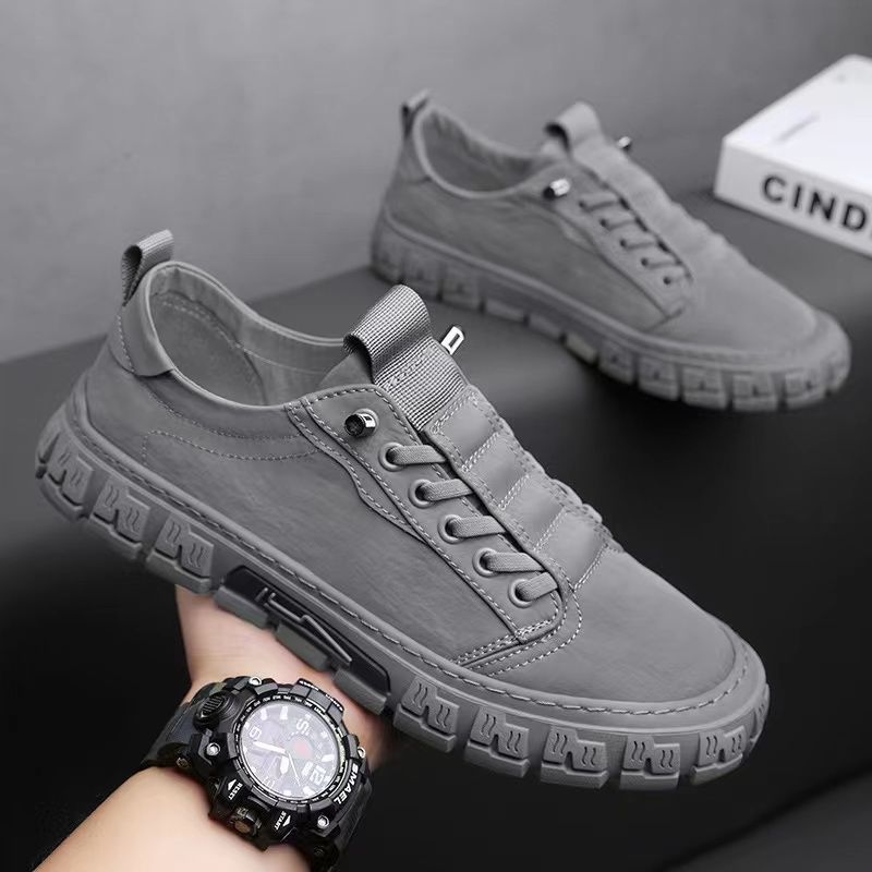 LIGHTWEIGHT SNEAKERS FOR MEN
