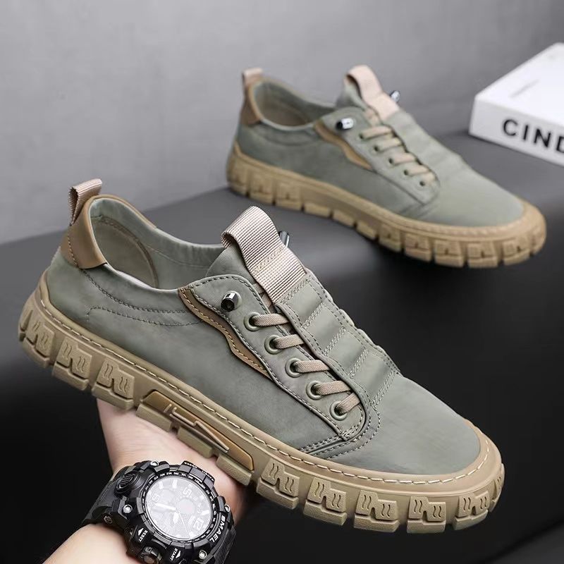 LIGHTWEIGHT SNEAKERS FOR MEN