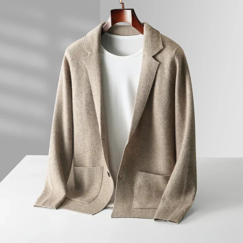 REFINED KNITTED CARDIGAN FOR MEN