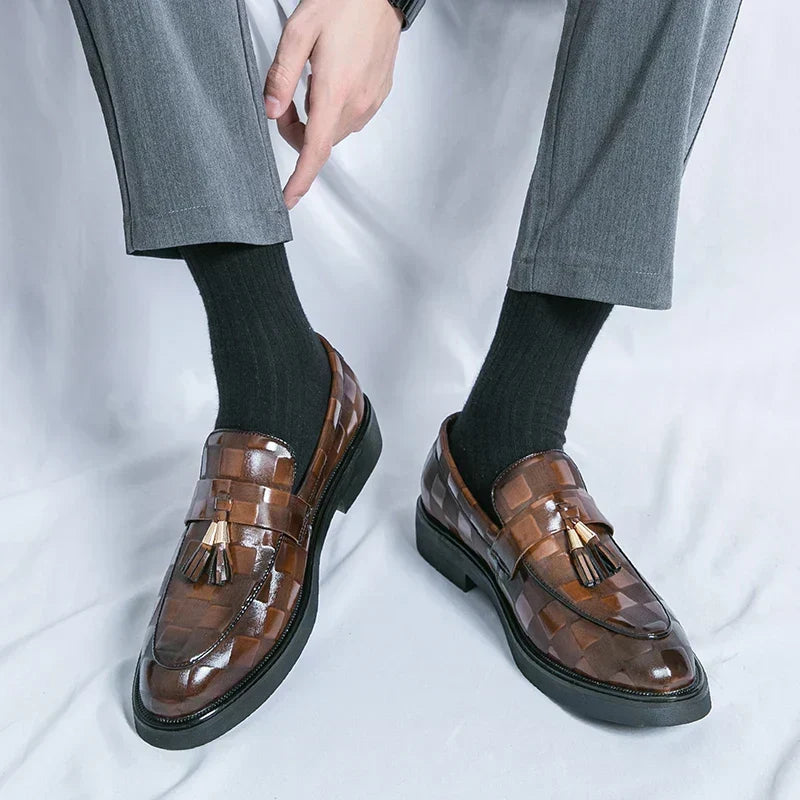 CLASSIC TASSEL LOAFERS FOR MEN