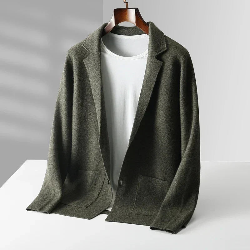 REFINED KNITTED CARDIGAN FOR MEN