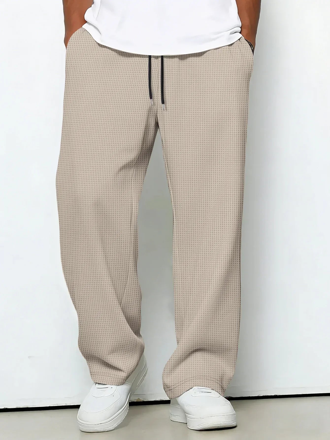 VERSATILE TROUSERS FOR MEN