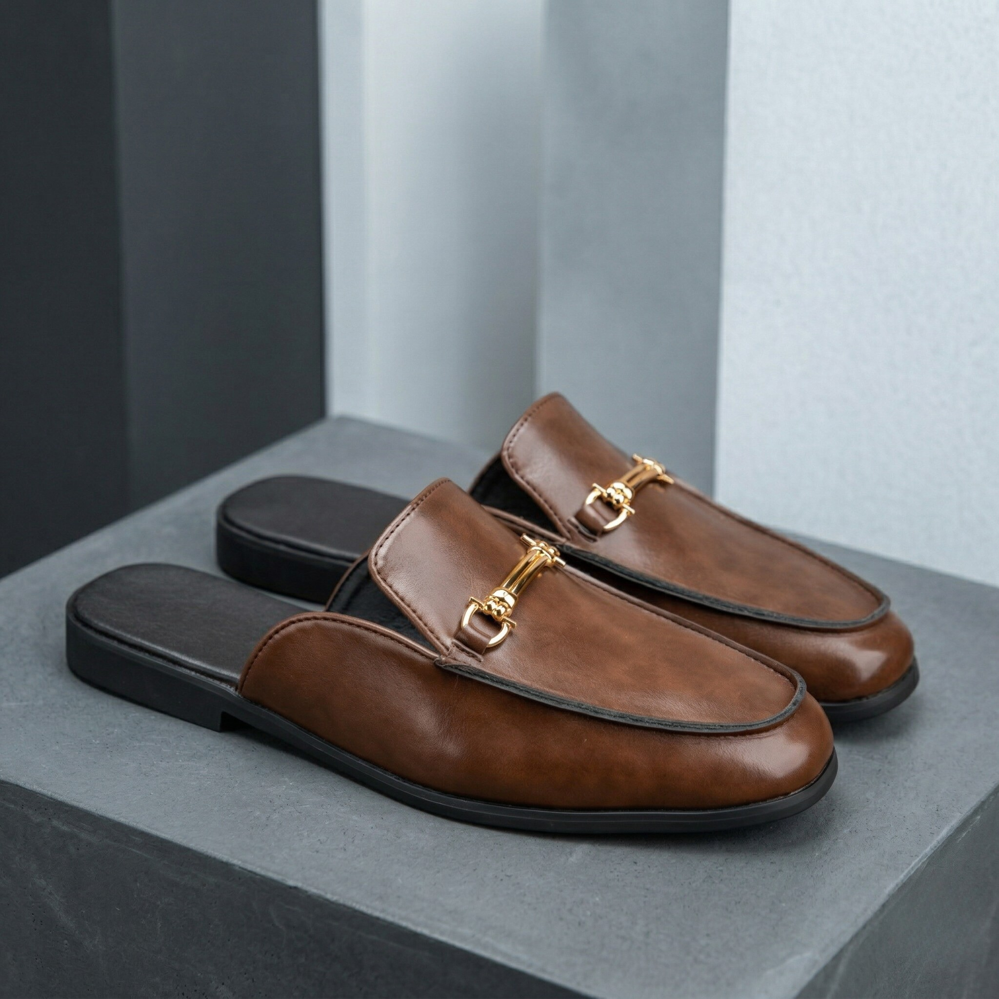 METALLIC MULES FOR MEN